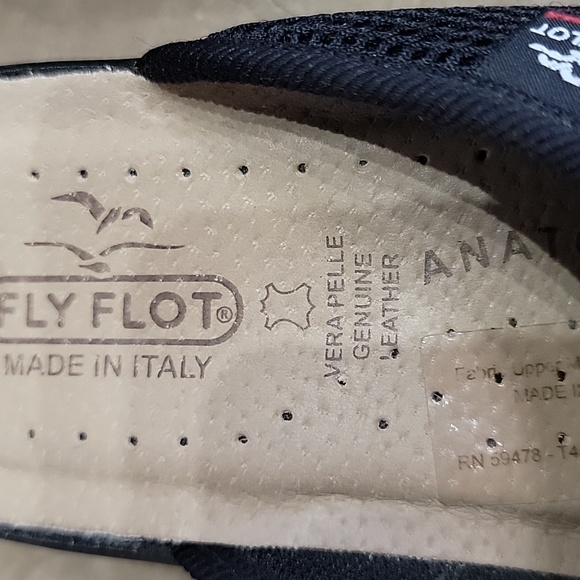 Fly Flot Slip on Shoes - Picture 5 of 5